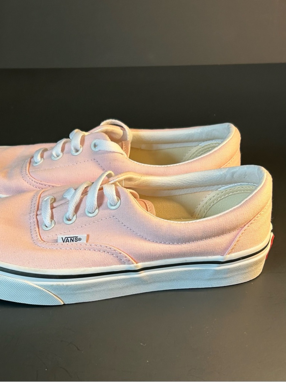 Vans Women’s Low-Top Canvas Sneakers - Light Pink Never Worn Size 7 NWT - Picture 2 of 9
